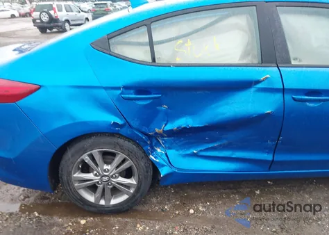 2017 Hyundai Elantra Se z USA, uszkodzony, nr VIN 5NPD84LF8HH116580